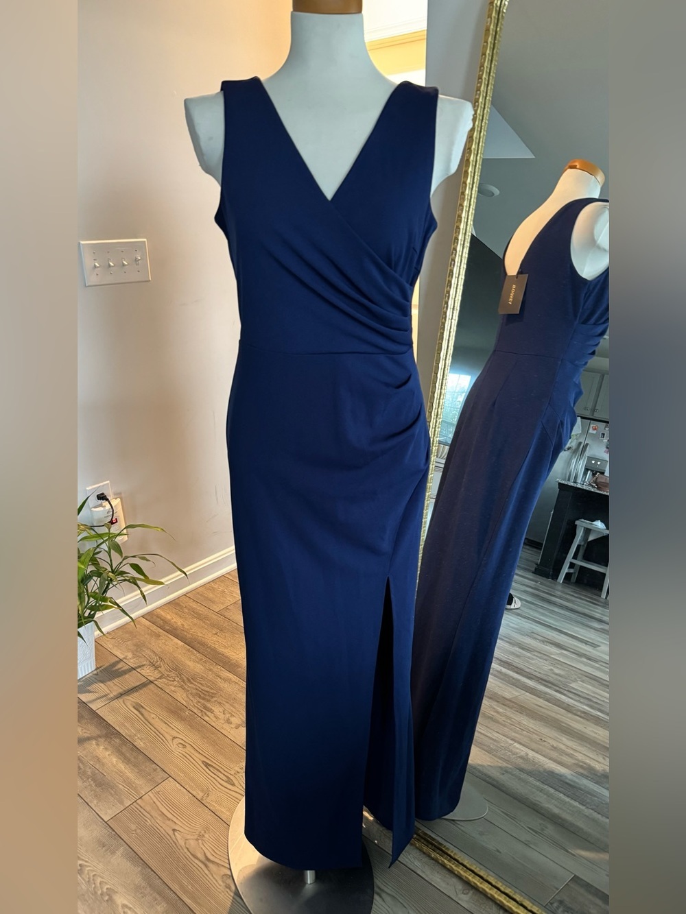 Sleeveless Navy V-Neck Maxi Dress with Side Slit - Picture 1 of 10